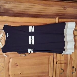 Calvin Klein 10 BK, tan & white with belt